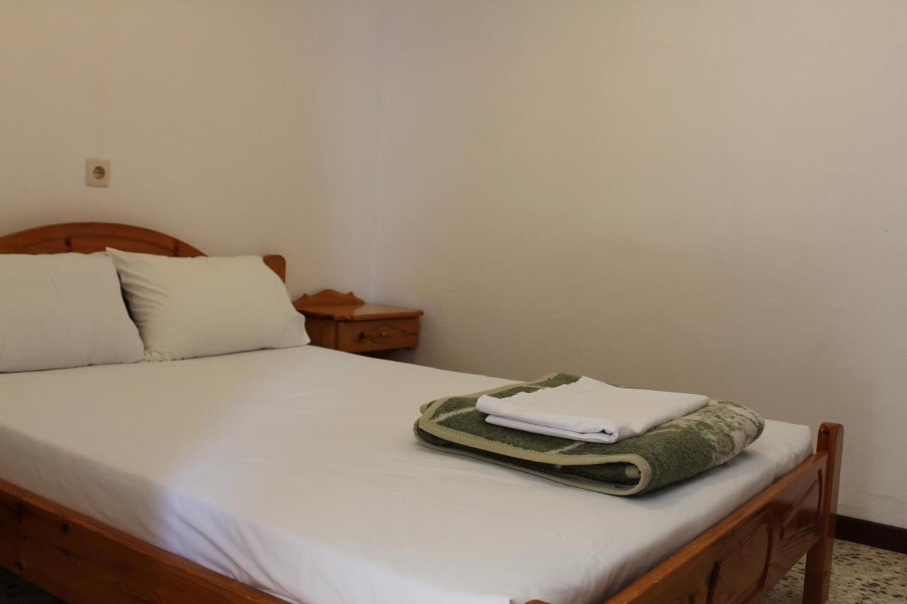 Nikos Seaside Apartments Litheres Luaran gambar