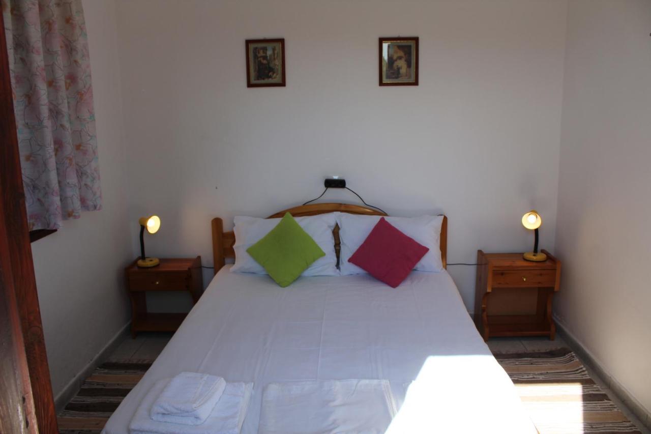 Nikos Seaside Apartments Litheres Luaran gambar