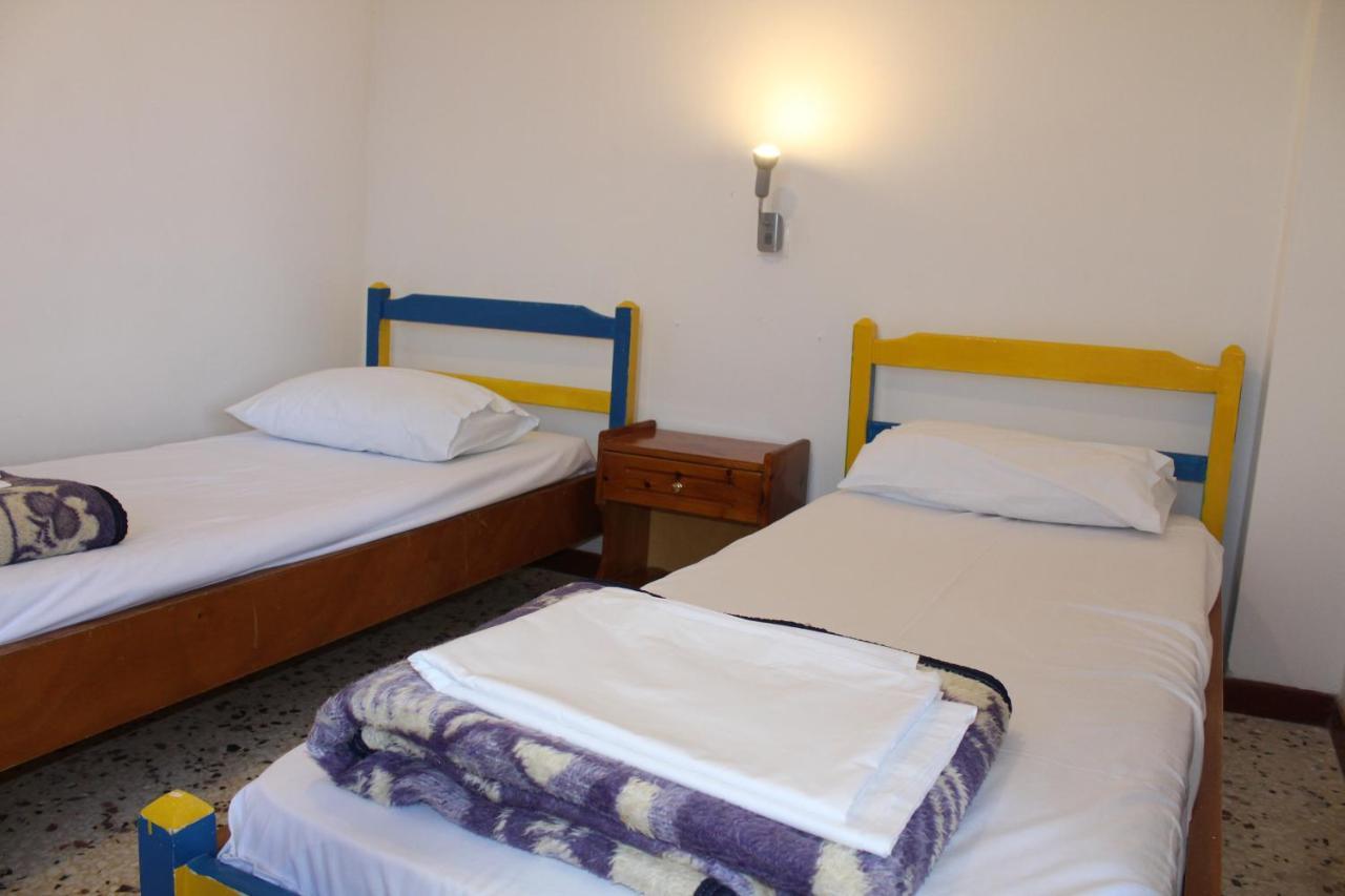 Nikos Seaside Apartments Litheres Luaran gambar
